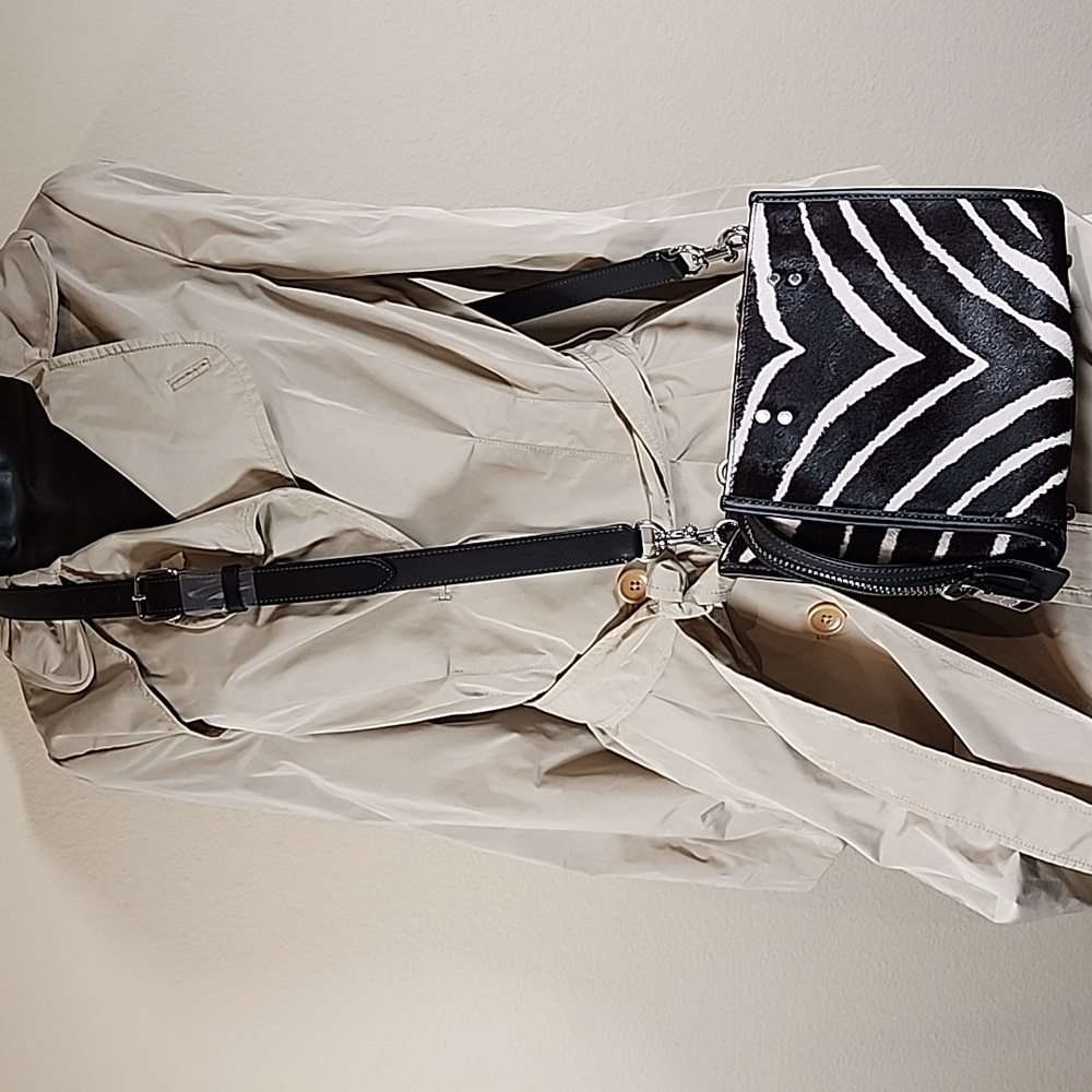 Coach Rogue 20 In Haircalf With Zebra Print - Picture 16 of 16